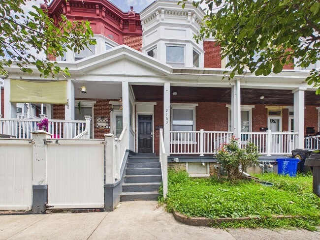 Building Photo - Three-Bedroom Single Family on Logan St