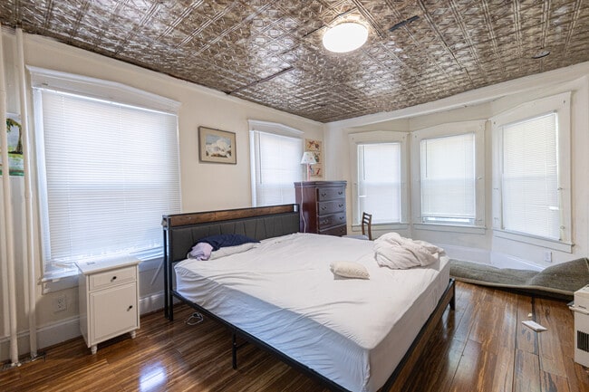 Photo - 2 Appian Way Unit 1