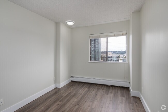 2BR, 1BR - 872SF