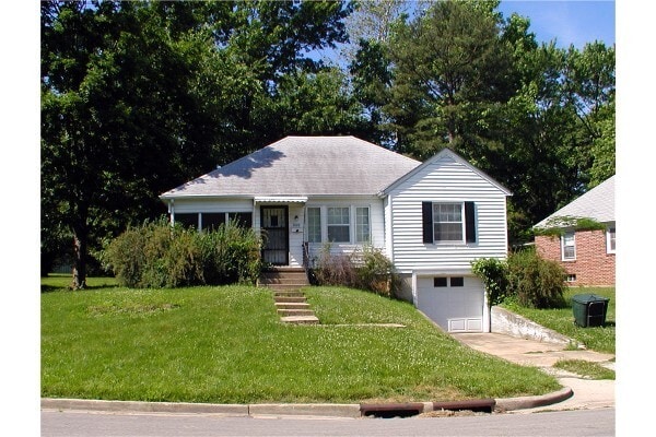 Photo - 1009 Lynwood Dr