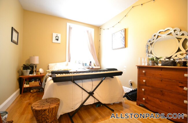 Photo - 17 Highgate St Unit 6