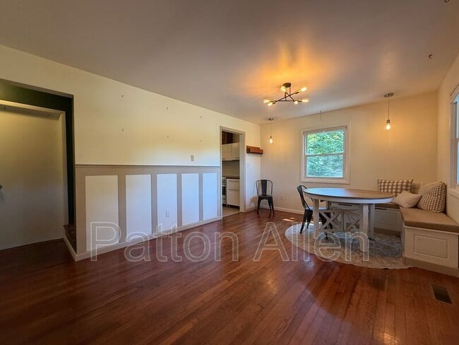 Photo - 44 Broadview Ave