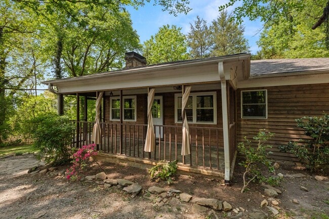 Photo - Royal Pines Cottage
