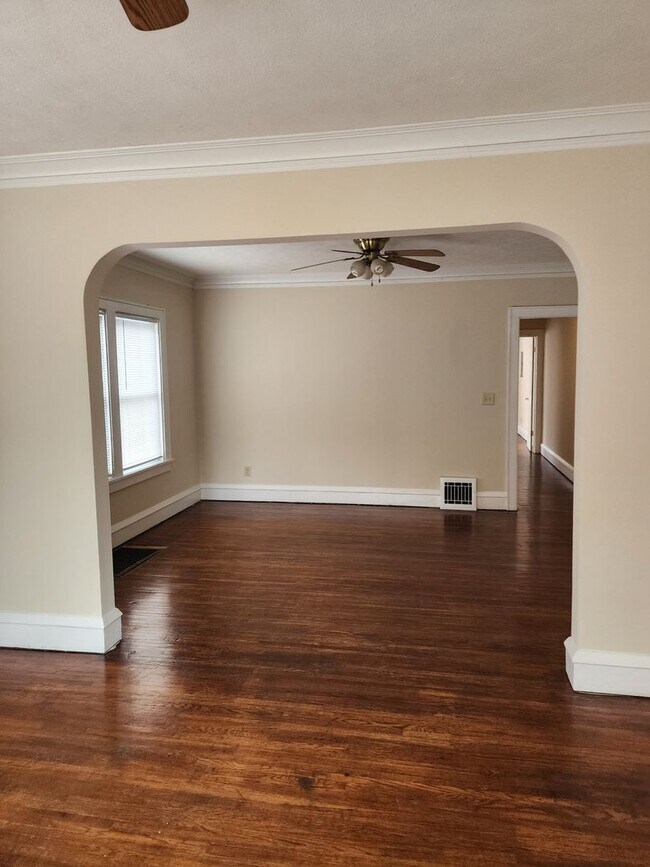 Photo - 1306 N Main St Unit 2