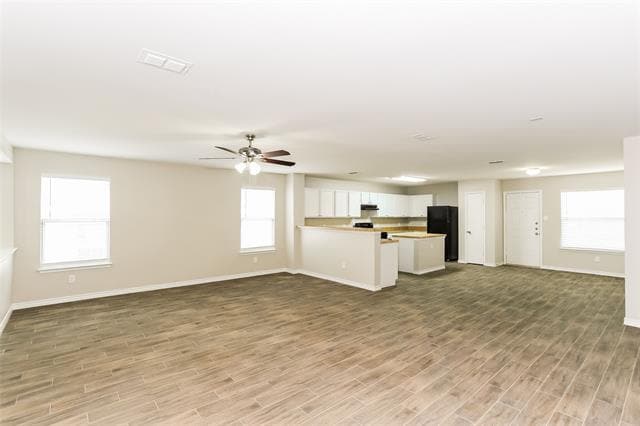 Photo - 6160 Balcony Ln