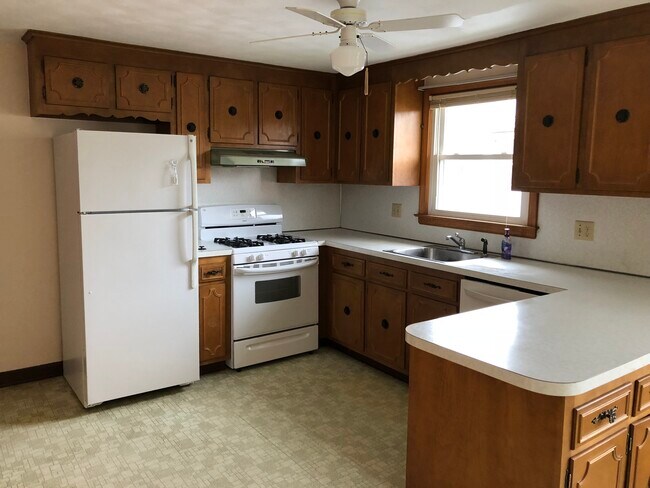 107 Carroll St Unit 2nd Floor