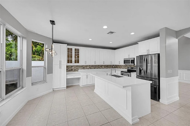Building Photo - 4765 S Classical Blvd Rental