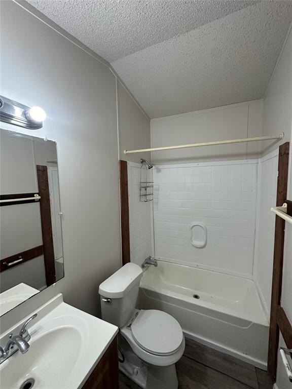 Photo - 530 Opal Ln