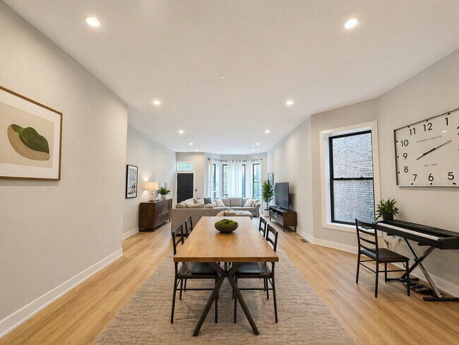 Photo - 1311 N Rockwell St