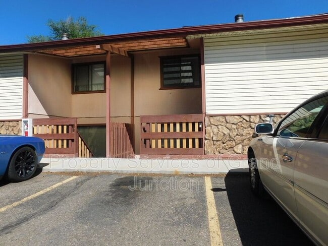 Building Photo - 2150 College Pl Unit 37