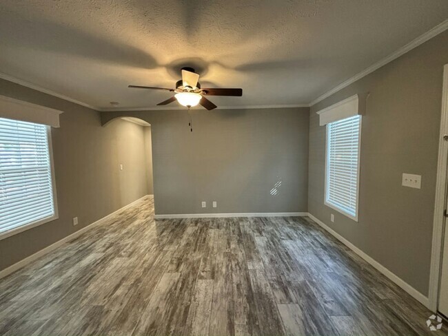 Building Photo - 16 Glen Cove Ct Rental
