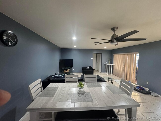 Photo - 8016 Ambach Way
