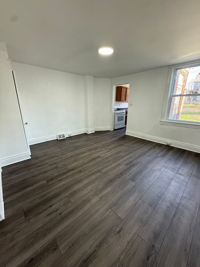 Photo - 2-Bedroom Home with Fenced Yard – Minutes from Downtown Pittsburgh