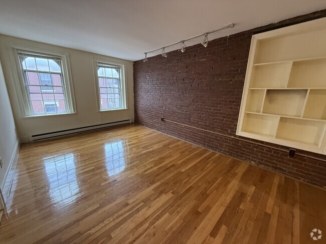 Building Photo - 80 West Cedar St Unit 88 west cedar 7 Rental