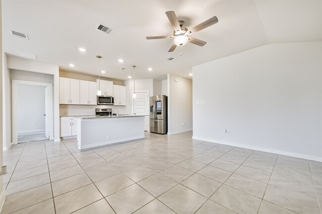 Photo - 10406 Hermann Trace