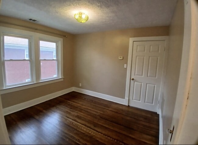 103 N 38th St Unit 4