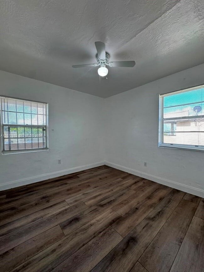 Photo - 3227 NW 48th St Unit 3227
