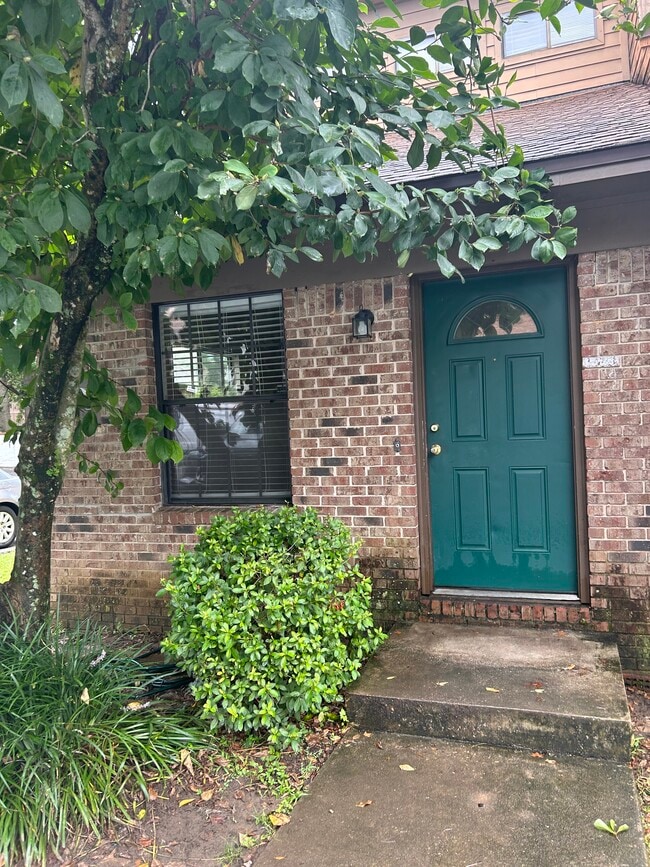 Building Photo - 1129 Ocala Rd Rental