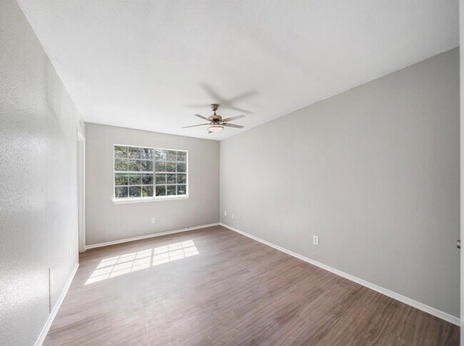 Photo - 9204 Campbell Rd