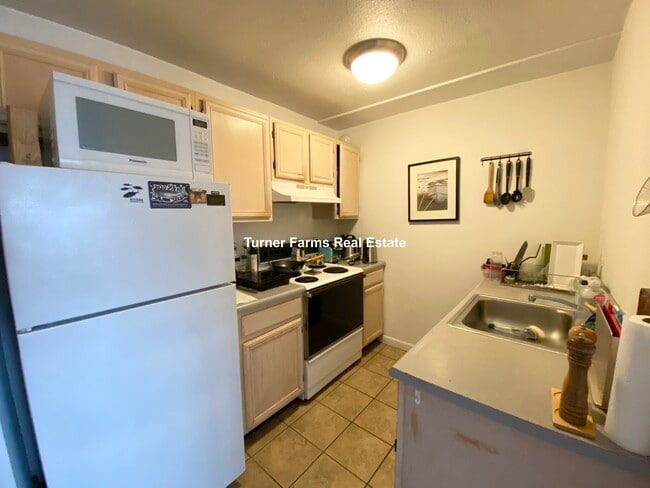 Photo - 68 Day St Apartments Unit 2