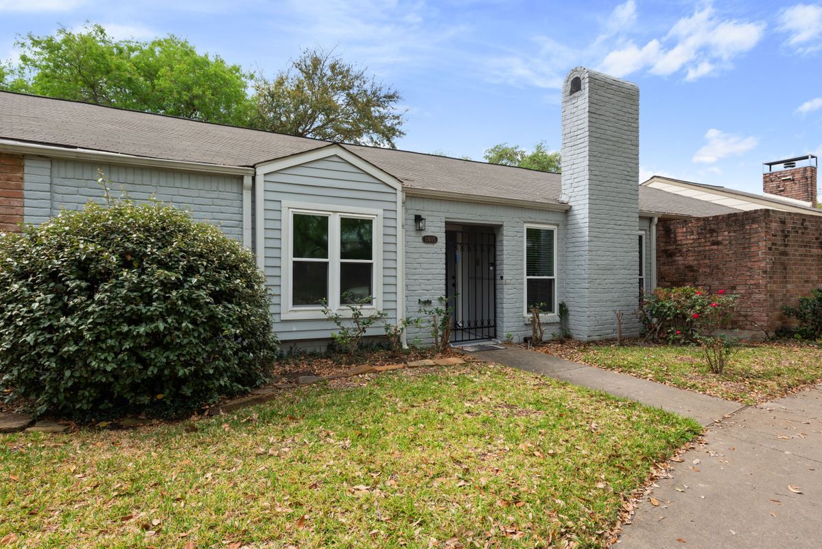 Photo - 11805 Southlake Drive
