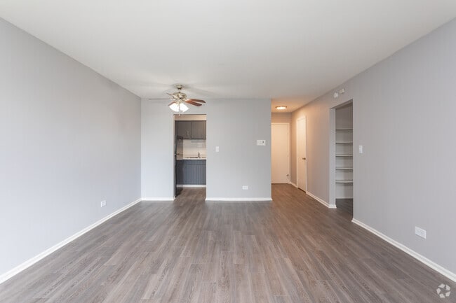 Bartlett Lakes Apartments