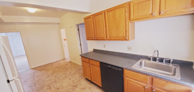Photo - 6244 Cabanne Ave Apartments Unit 2E