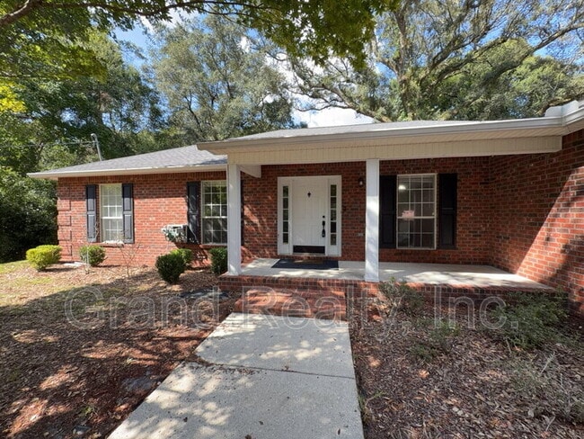 6464 Outer Dr
