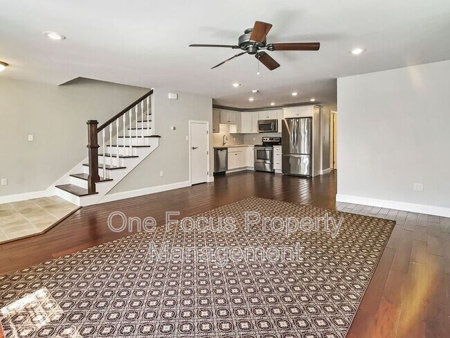 Photo - 41 E Bald Eagle St