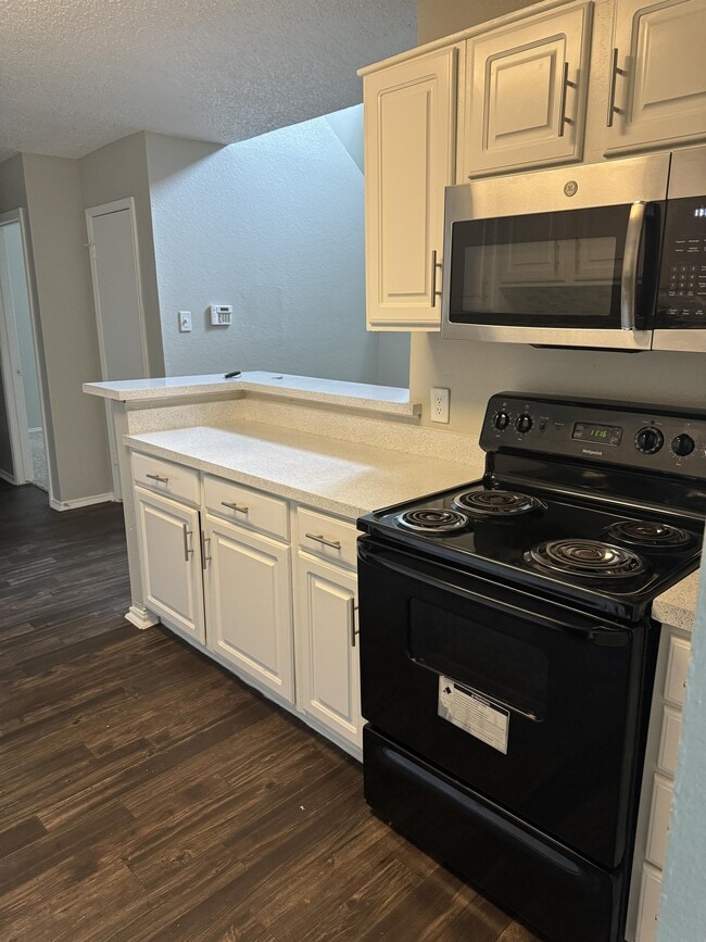 Photo - 5978 Westcreek Dr