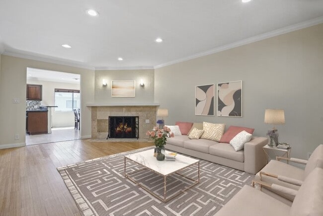 Photo - 15457 Moorpark St Unit 5