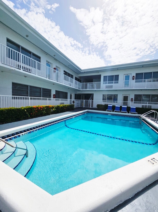 Crestview Apartments