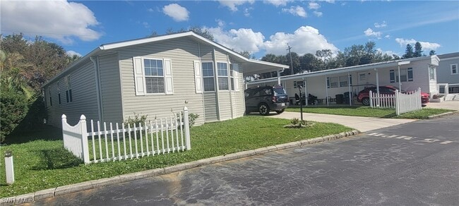Photo - 24945 Windward Blvd