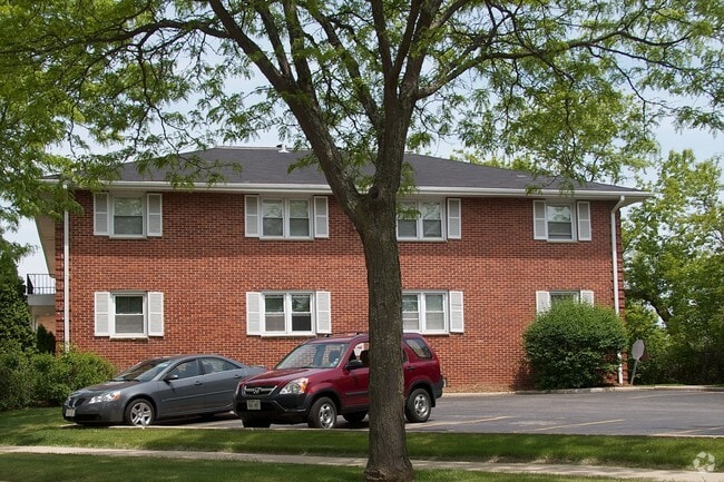 Mayfair Manor Apartments