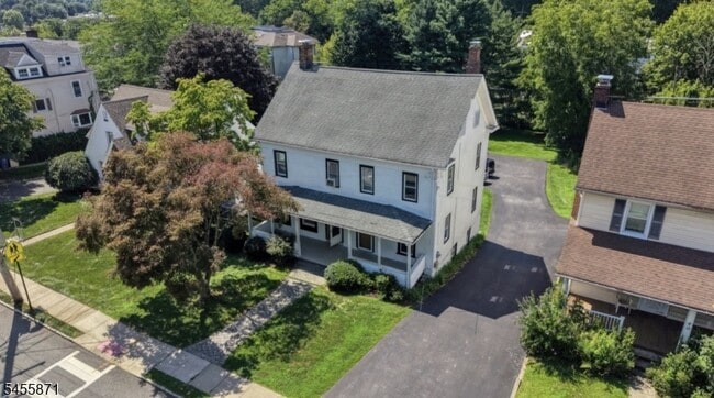 20 Anderson Hill Rd
