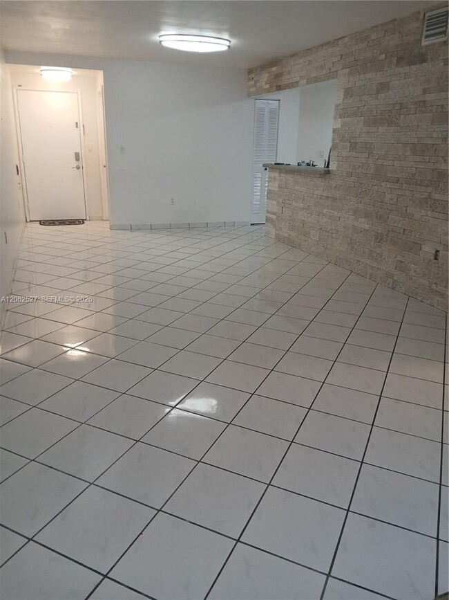 Photo - 9403 Fontainebleau Blvd Unit 110
