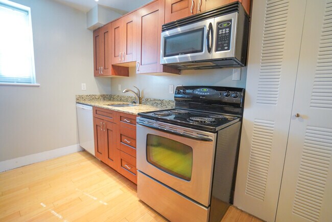 Photo - 609 Westgate Ave