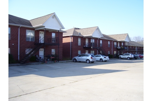 Bulldog Bluff Apartments - Bulldog Bluff Apartments