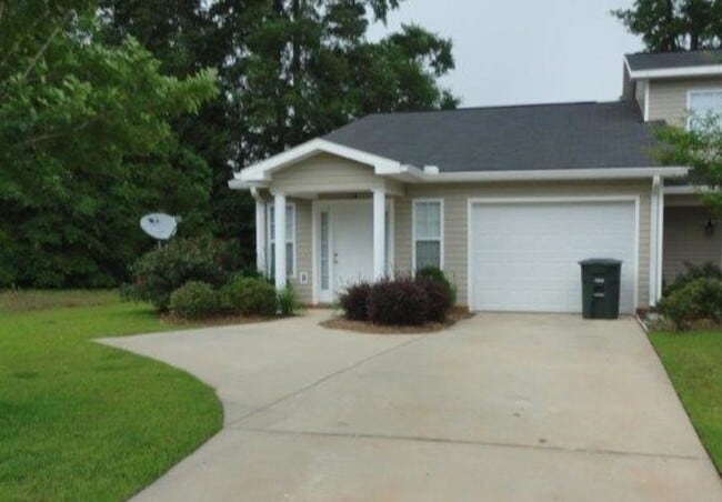 Building Photo - 138 Jasmine Cir Unit 1