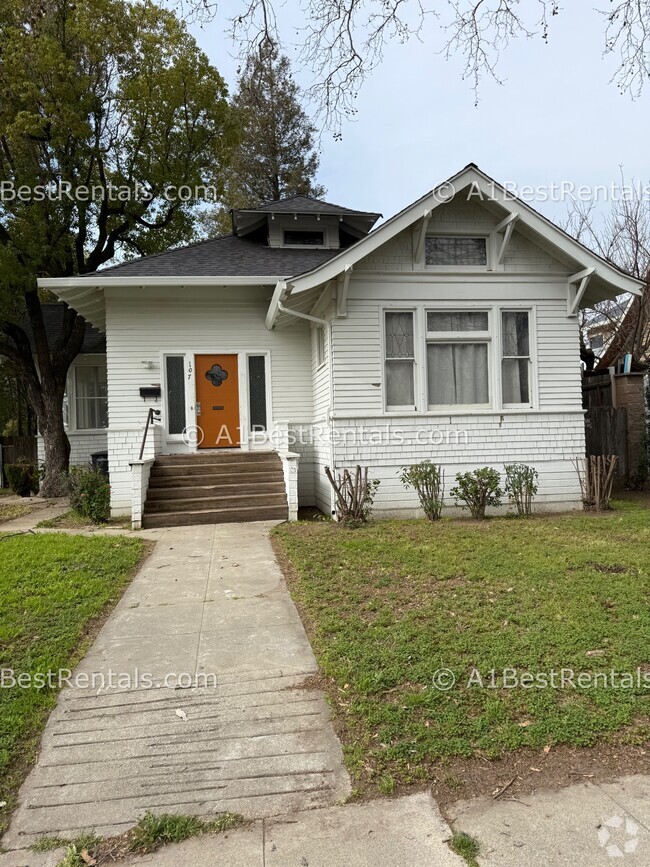 Building Photo - 107 Hackberry Ave Rental