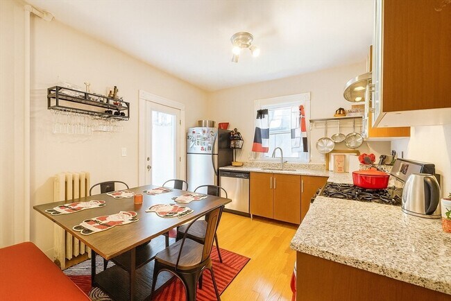 Photo - 456 Medford St Unit U4