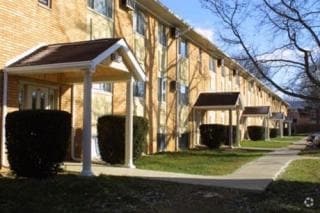 Building Photo - Continental Terrace Rental