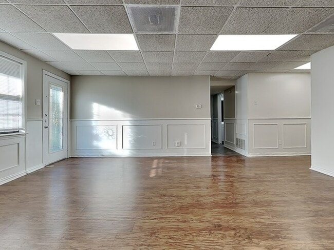 Photo - 2515 Wanda Dr