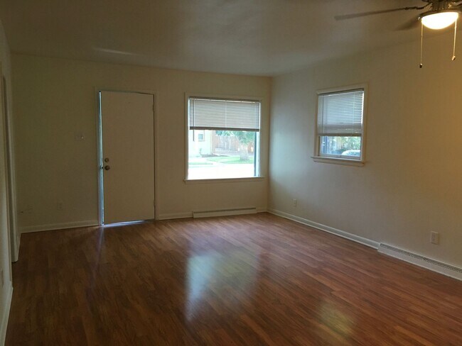 Photo - Charming 2 Bedroom Home in Old Town Longmont!