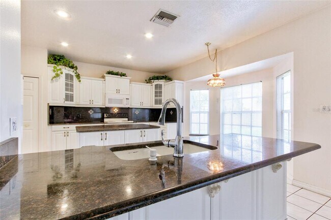 Photo - 4905 Lake Cecile Dr