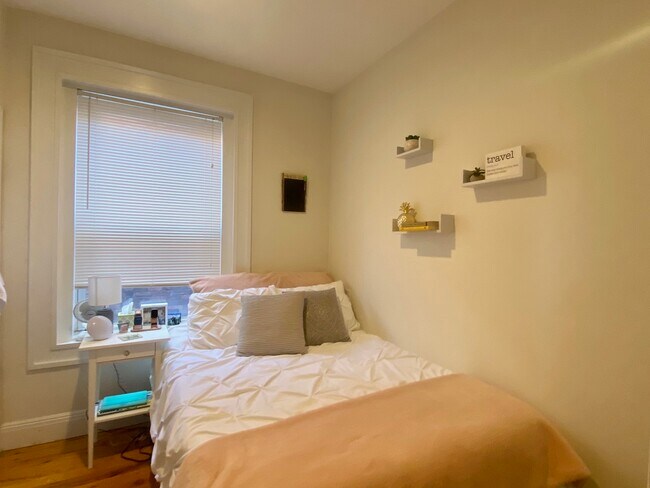 Photo - 10 Brainerd Rd Unit 43