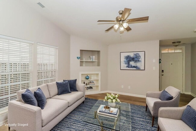 Photo - 3002 Salmon River Dr