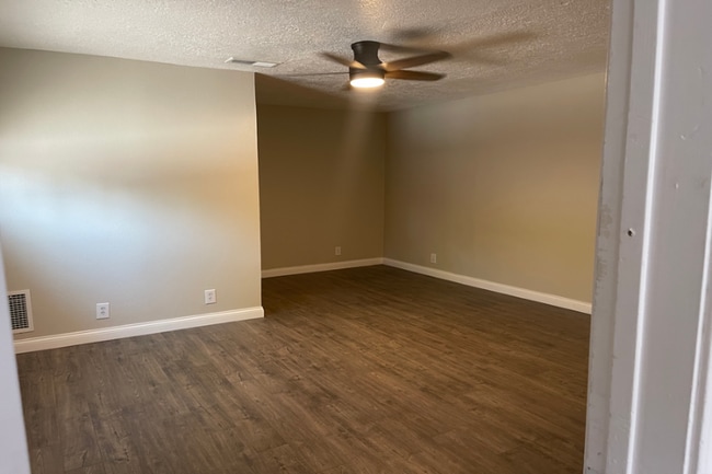 Photo - 911 7th St SW Unit Casita in back