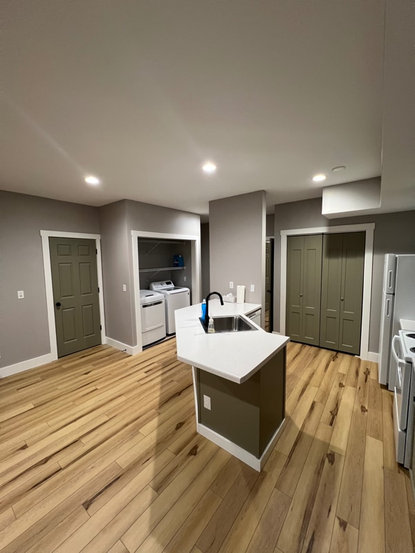 Photo - 704 W 15th St Unit A