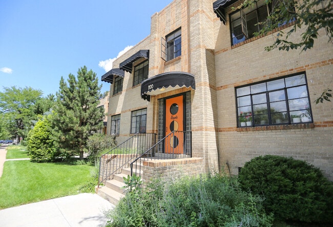 Elegante Apartments